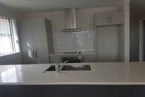 Photo of property in 8 Rainsford Road, Pukekohe, 2120