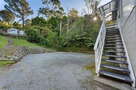 Photo of property in 52 Pinehaven Road, Pinehaven, Upper Hutt, 5019