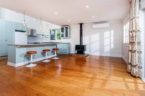 Photo of property in 145 Simpson Road, Henderson Valley, Auckland, 0614