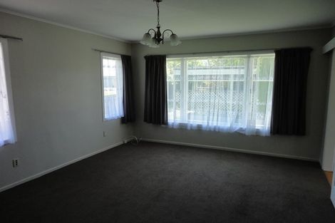 Photo of property in 620a Te Atatu Road, Te Atatu Peninsula, Auckland, 0610