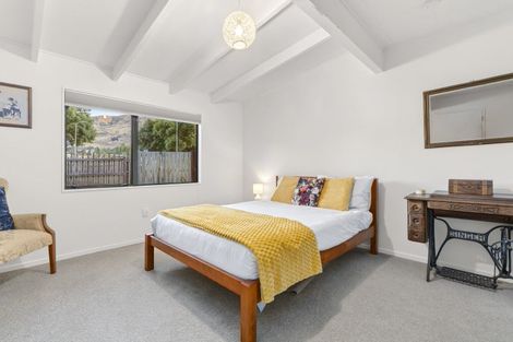 Photo of property in 13a Heuchan Lane, Wanaka, 9305