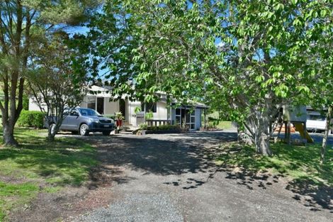 Photo of property in 1238 Peak Road, Helensville, 0875