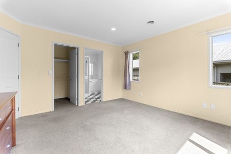 Photo of property in 12 Davies Road, Hurdon, New Plymouth, 4310