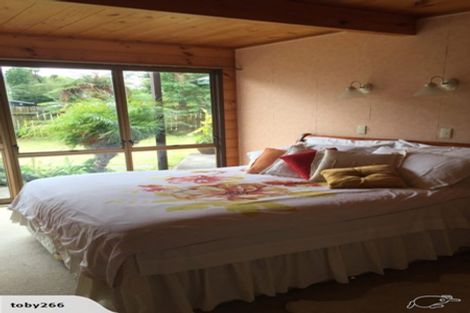 Photo of property in 12 Woodleigh Street, Frankleigh Park, New Plymouth, 4310