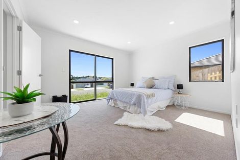 Photo of property in 15 Frankfield Road, Pokeno, 2402