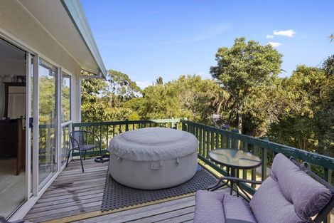 Photo of property in 51 Karina Road, Merrilands, New Plymouth, 4312