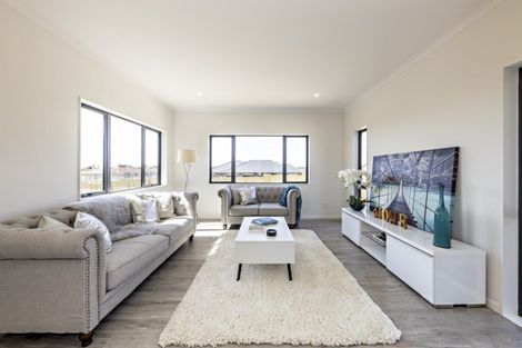 Photo of property in 3 Catherine Mclean Road, Pukekohe, 2120