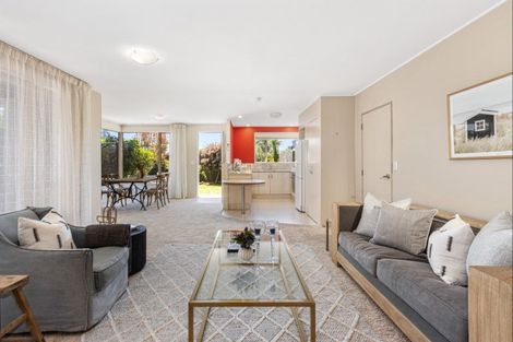 Photo of property in 82 Charles Street, Westshore, Napier, 4110