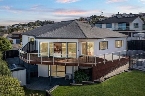 Photo of property in 10 Ascot Way, Orewa, 0931