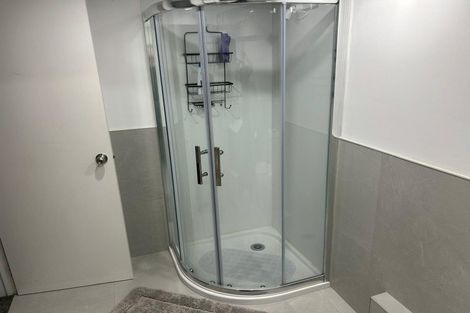 Photo of property in 121a Woodglen Road, Glen Eden, Auckland, 0602