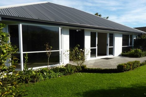 Photo of property in 32 Oxley Avenue, St Albans, Christchurch, 8014