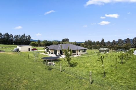 Photo of property in 30 Tara Hills Drive, North Taieri, Mosgiel, 9092