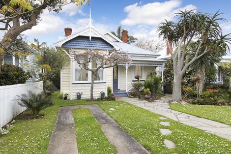 Photo of property in 50 Edenvale Crescent, Mount Eden, Auckland, 1024