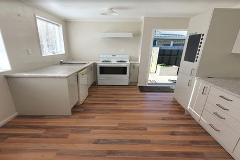 Photo of property in 5a Roband Crescent, Brown Owl, Upper Hutt, 5018