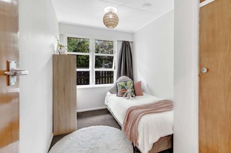 Photo of property in 12 Tawa Street, Levin, 5510