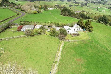 Photo of property in 198 Hunt Road, Pukekawa, Tuakau, 2696