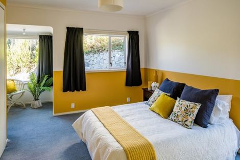 Photo of property in 15 Paekakariki Hill Road, Pauatahanui, Porirua, 5381