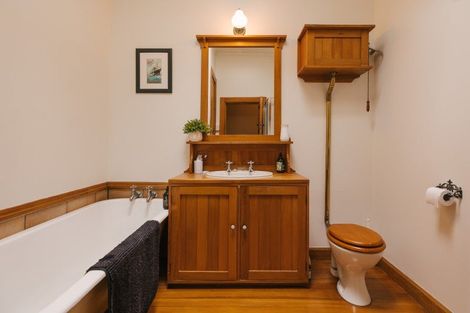 Photo of property in 168 College Street, Awapuni, Palmerston North, 4412