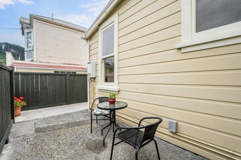 Photo of property in 256 Adelaide Road, Newtown, Wellington, 6021