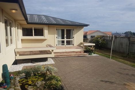 Photo of property in 7 Logan Way, Kelvin Grove, Palmerston North, 4414