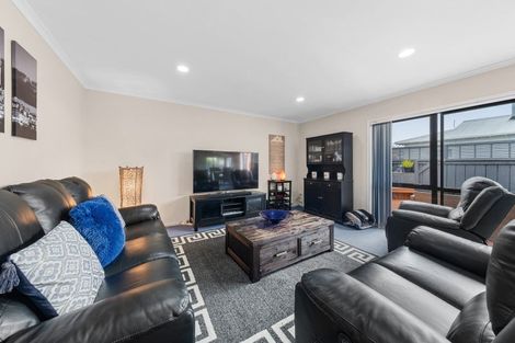 Photo of property in 2/213 Coronation Avenue, Welbourn, New Plymouth, 4310