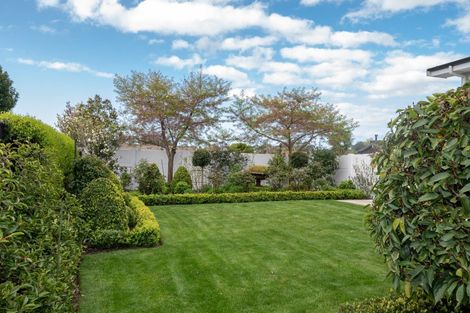 Photo of property in 30 Tauroa Road, Havelock North, 4130