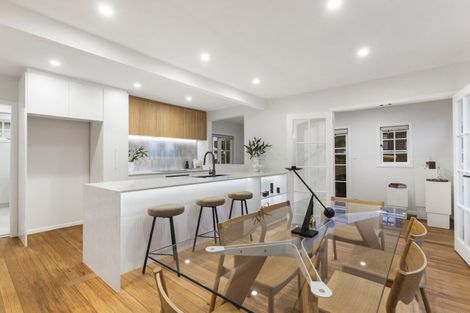 Photo of property in 16 Moa Road, Point Chevalier, Auckland, 1022