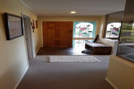 Photo of property in 16 Meadowland Drive, Somerville, Auckland, 2014