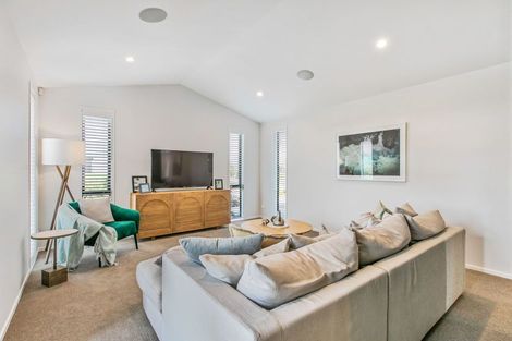 Photo of property in 2 Walter Lawry Road, Paerata, Pukekohe, 2124