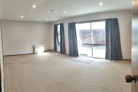 Photo of property in 14f Wesley Street, South Dunedin, Dunedin, 9012