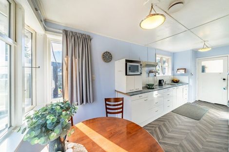 Photo of property in 35 Peck Street, Taita, Lower Hutt, 5011