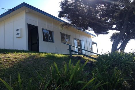 Photo of property in 122 Maunsell Road, Port Waikato, Tuakau, 2695