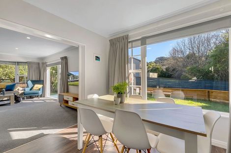 Photo of property in 15 Charthouse Lane, Whitby, Porirua, 5024