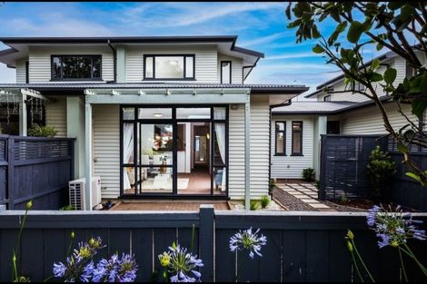 Photo of property in 116/2 Armoy Drive, East Tamaki, Auckland, 2016