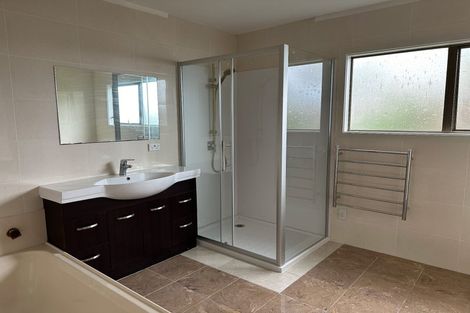 Photo of property in 1/62 The Parade, Bucklands Beach, Auckland, 2012