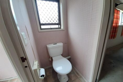 Photo of property in 2/58 Hayr Road, Three Kings, Auckland, 1042