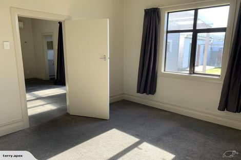 Photo of property in 220 Oxford Street, South Dunedin, Dunedin, 9012