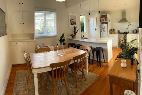 Photo of property in 46 Rua Road, Glen Eden, Auckland, 0602