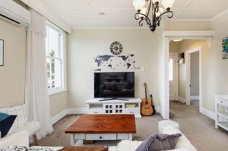 Photo of property in 12 Neesons Way, Glendene, Auckland, 0602