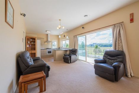 Photo of property in 25 Muriwai Drive, Manapouri, 9679