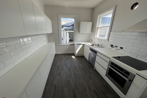 Photo of property in 212 The Terrace, Wellington Central, Wellington, 6011