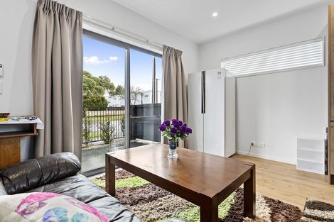Photo of property in 1/23 Campbell Street, Karori, Wellington, 6012