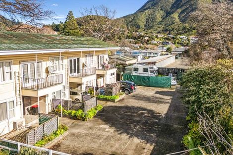 Photo of property in 37b Devon Street, Picton, 7220