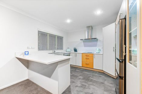 Photo of property in 305 Royal Road, Massey, Auckland, 0614