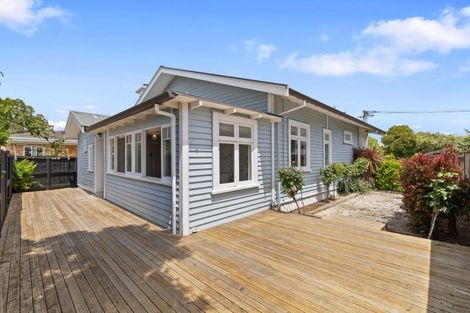 Photo of property in 932 Heaphy Terrace, Fairfield, Hamilton, 3214