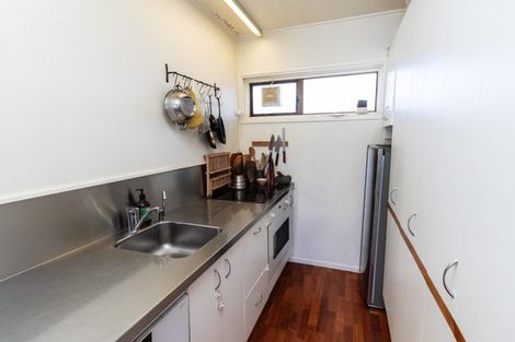 Photo of property in 12a/4 Claremont Grove, Mount Victoria, Wellington, 6011