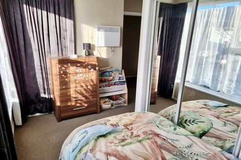 Photo of property in 146 George Street, Stokes Valley, Lower Hutt, 5019