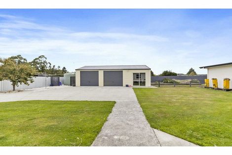Photo of property in 27 King Street, Pareora, 7912