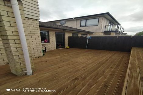 Photo of property in 12 Tavua Lane, Ranui, Auckland, 0612