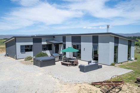 Photo of property in 16 Leaning Rock Road, Springvale, Alexandra, 9393